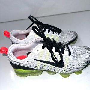 Vapor max in good condition